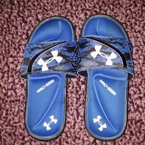 Under Armour Black and Blue 4D Foam Slide Sandals Sz 4Y